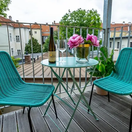 Smile Apartments Bahnzeile Krems an der Donau Exterior photo