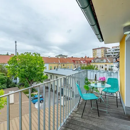 Smile Apartments Bahnzeile Krems an der Donau Exterior photo